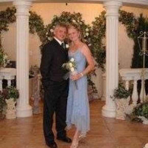 Meet your Posher, Tina - Picture 1 of 1